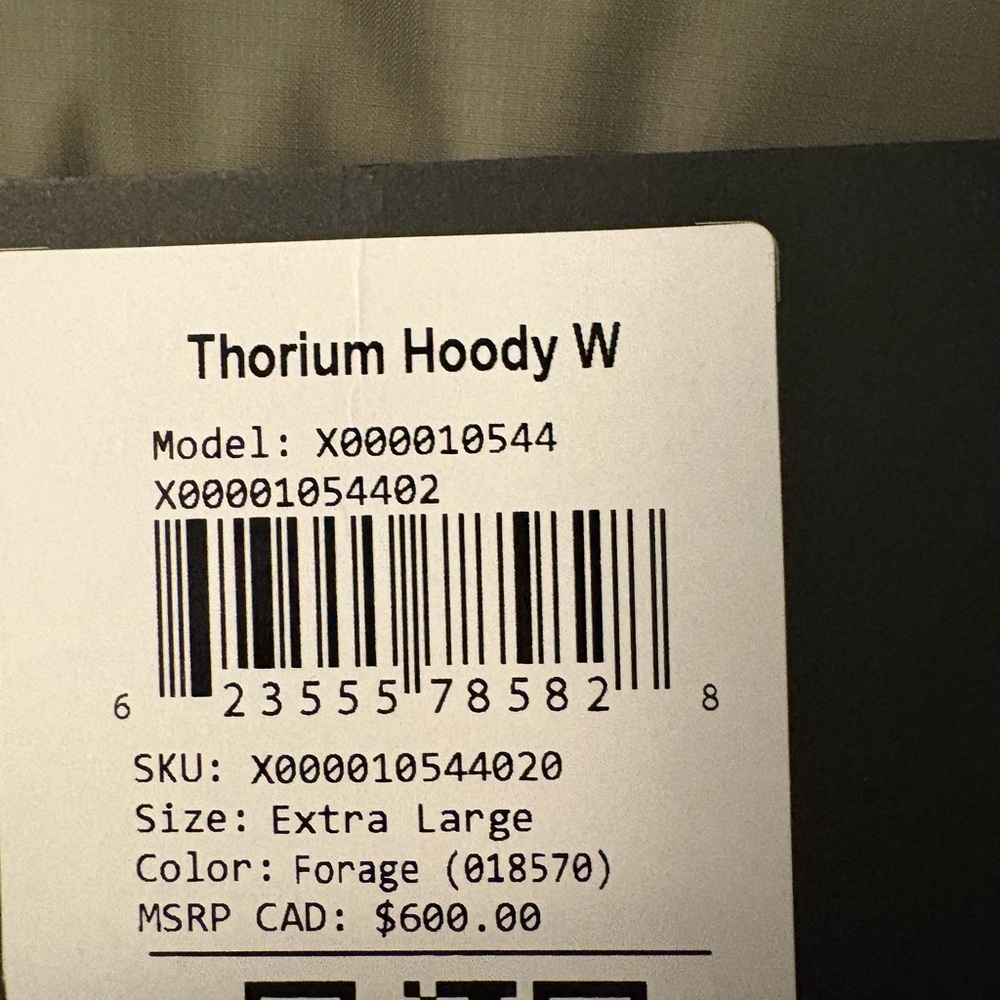 Arc'teryx Thorium Hoody in Black - Picture 8 of 9